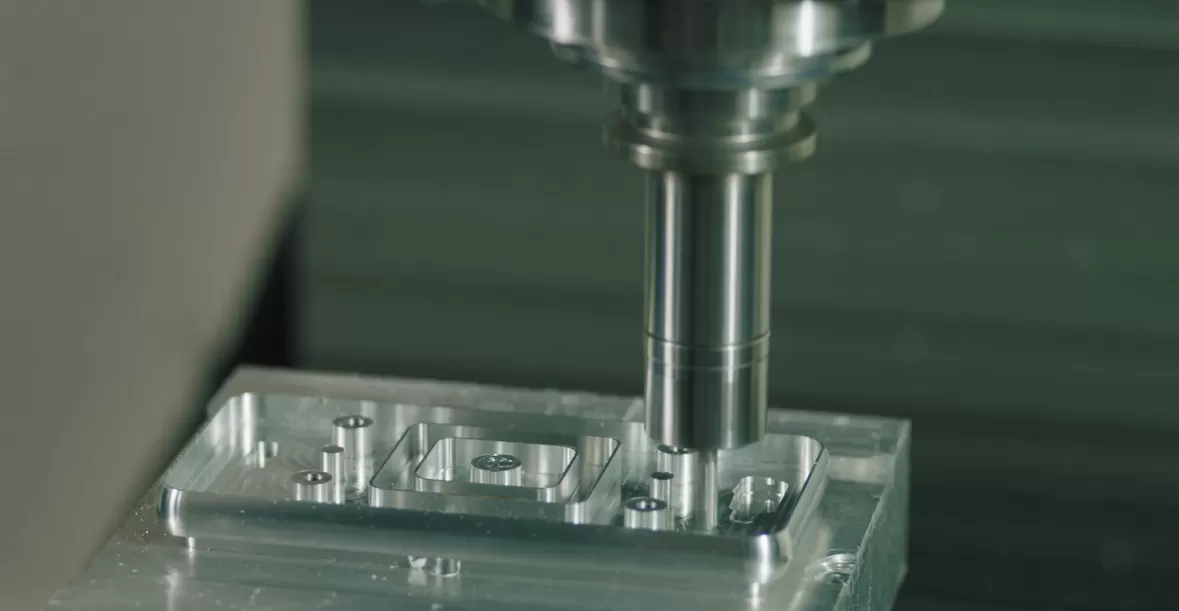 CNC-Bohr- und Fräszentren CNC-Bohr- und Fräszentren
