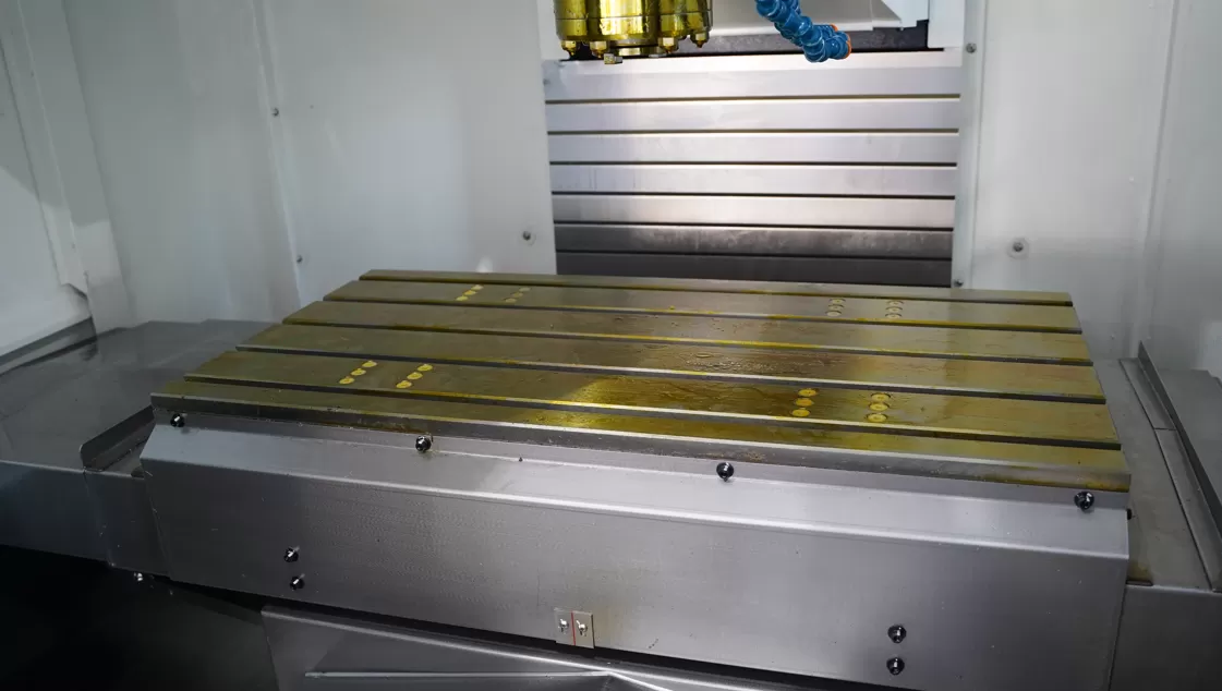 vertical machining center vertical machining center